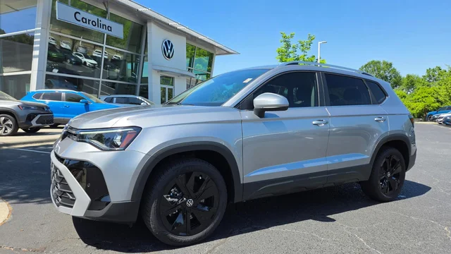 2026 Volkswagen Taos SE