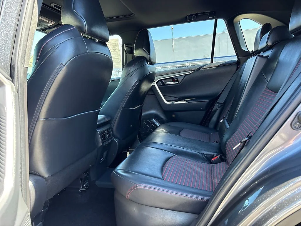 Used 2022 Magnetic Gray Metallic w/Midnight Black Metallic Roof Toyota XSE image 10