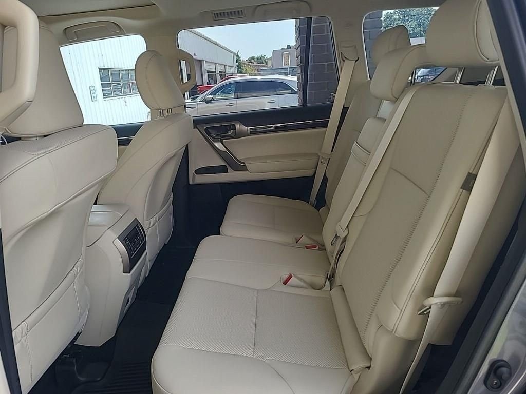 Used 2021 Gray Lexus 460 image 12