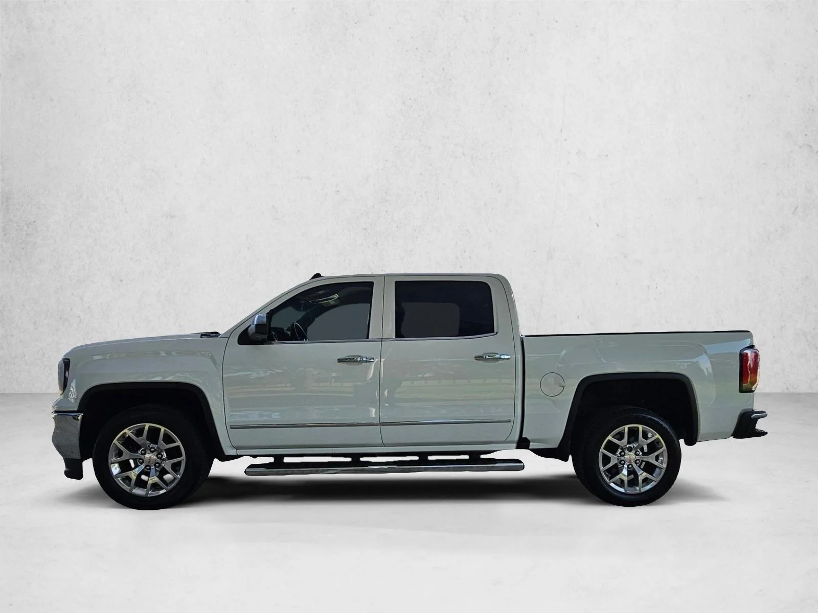 Used 2017 Summit White GMC SLT image 3