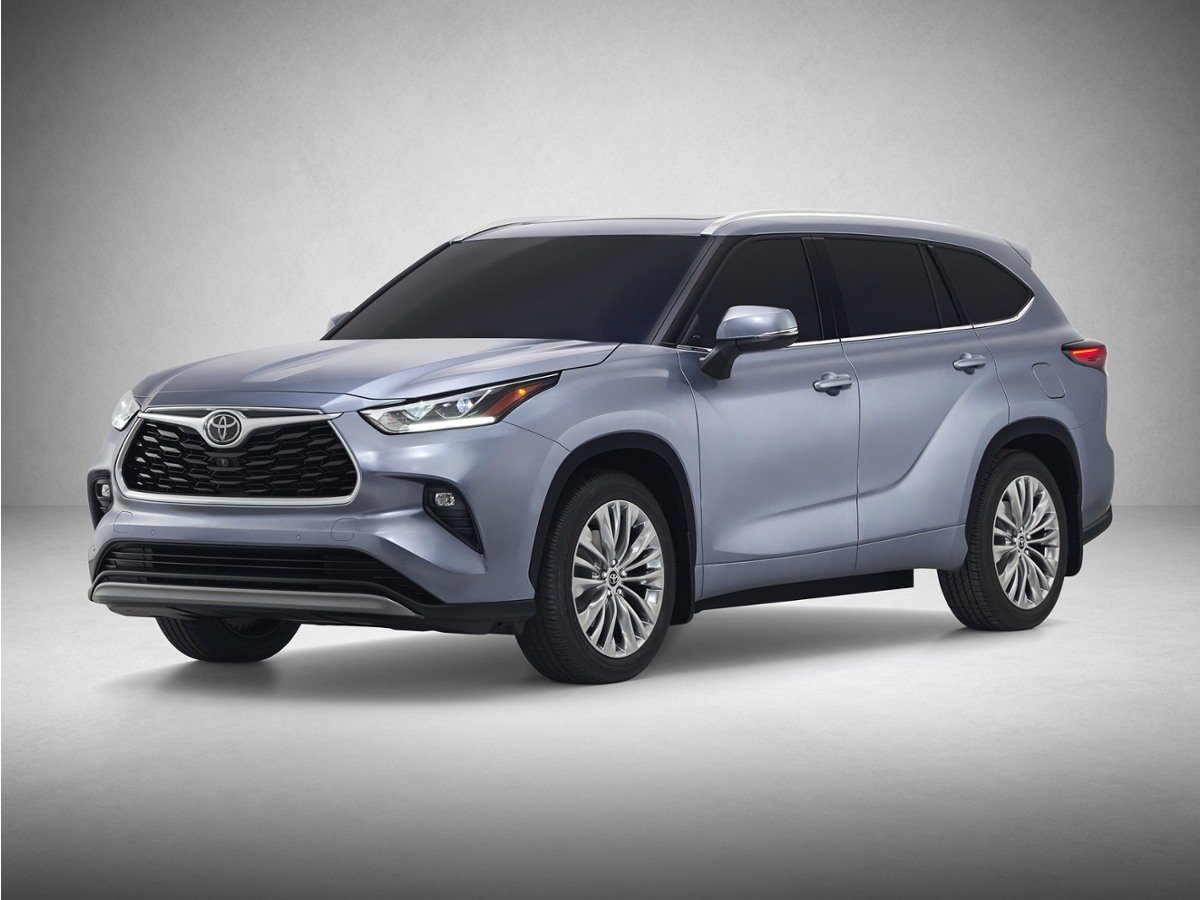 Used 2020 White Toyota Limited image 17