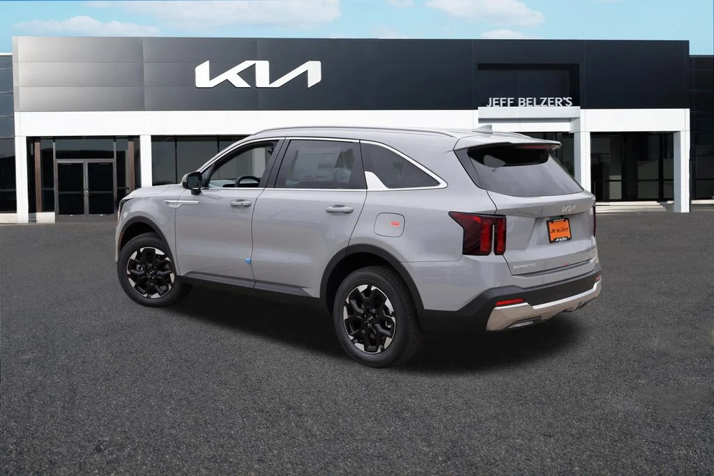 New 2026 Wolf Gray Kia S image 5