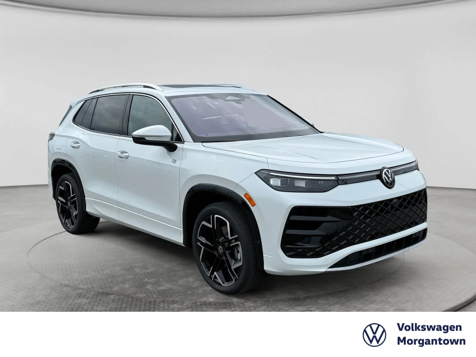 New 2026 Opal White Pearl Volkswagen SEL R-Line Turbo image 3