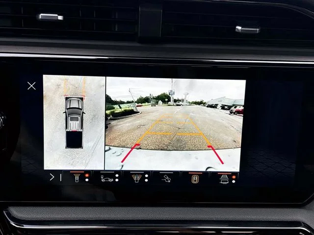 Used 2024 Titanium Rush Metallic GMC AT4 image 25