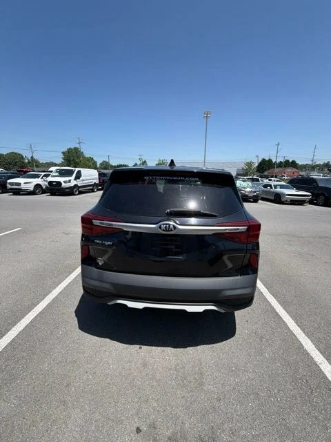 Used 2021 Black Kia LX image 6