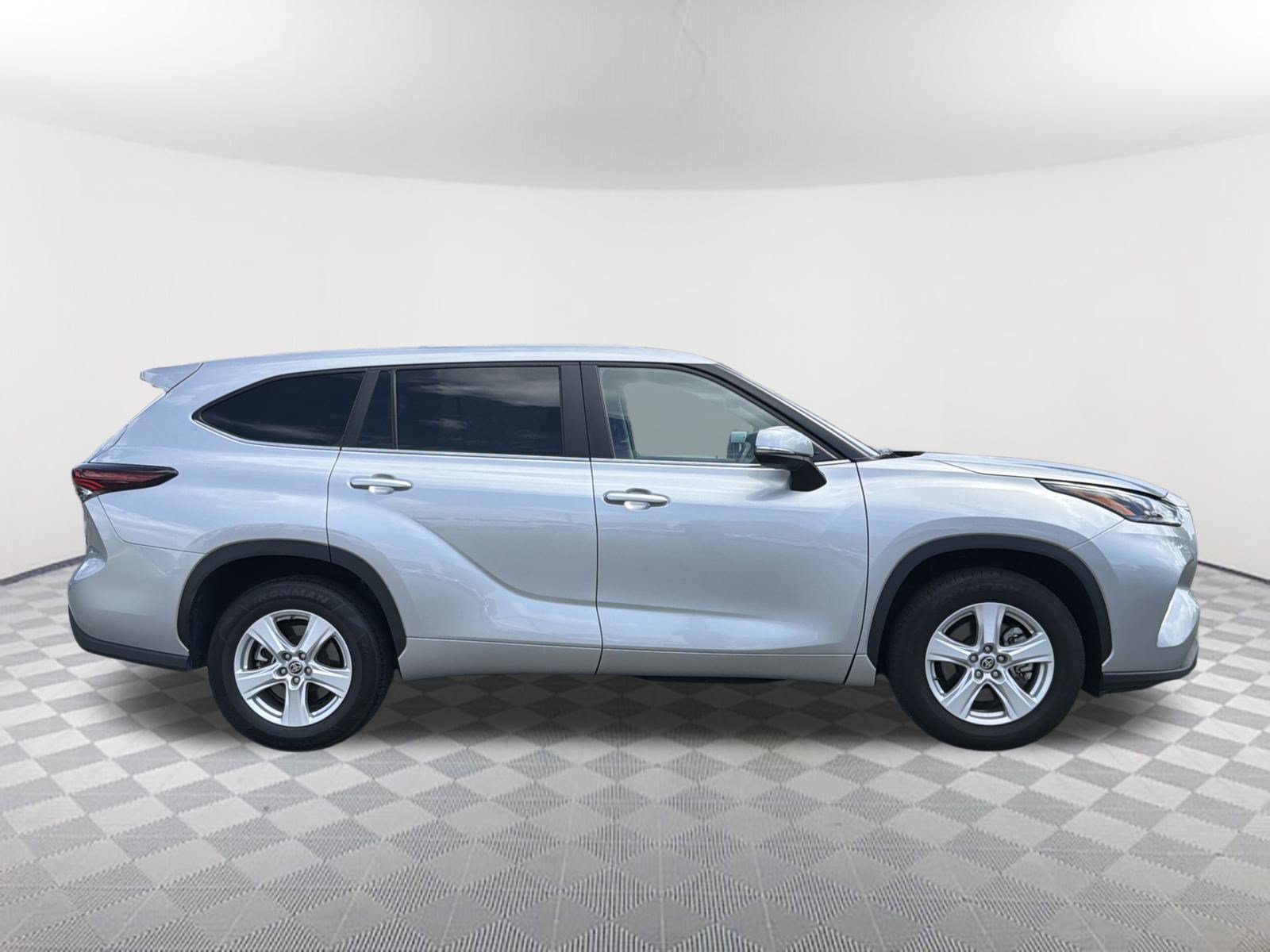 Certified Used 2025 Celestial Silver Metallic Toyota LE image 16