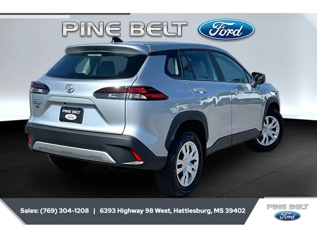 Used 2026 Sonic Silver Toyota L image 12