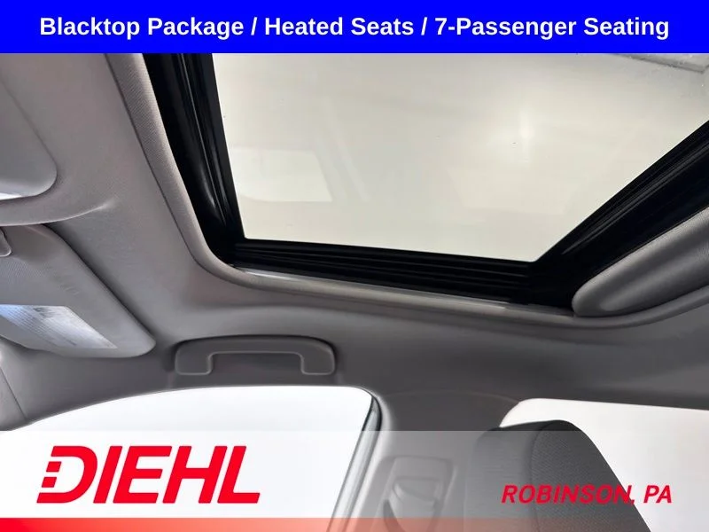 Used 2021  Toyota XLE image 33
