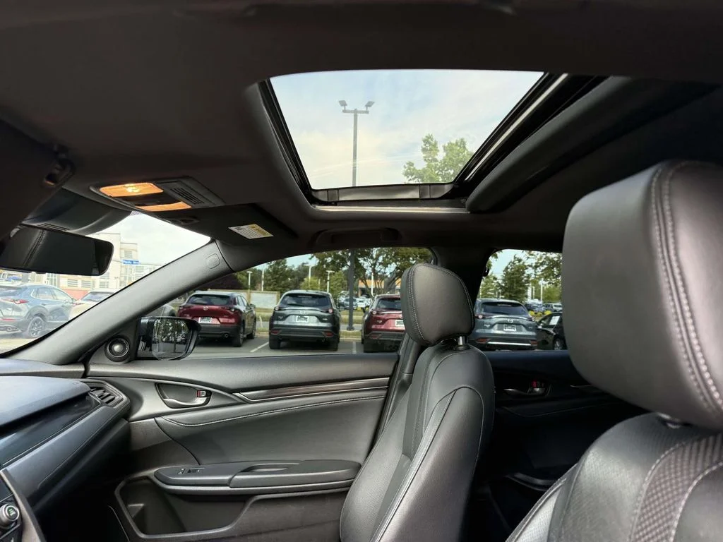 Used 2021  Honda Sport Touring image 4