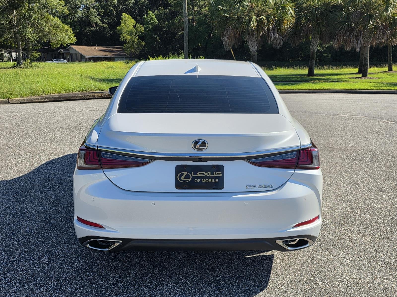 Certified Used 2025 White Pearl Lexus 350 image 3