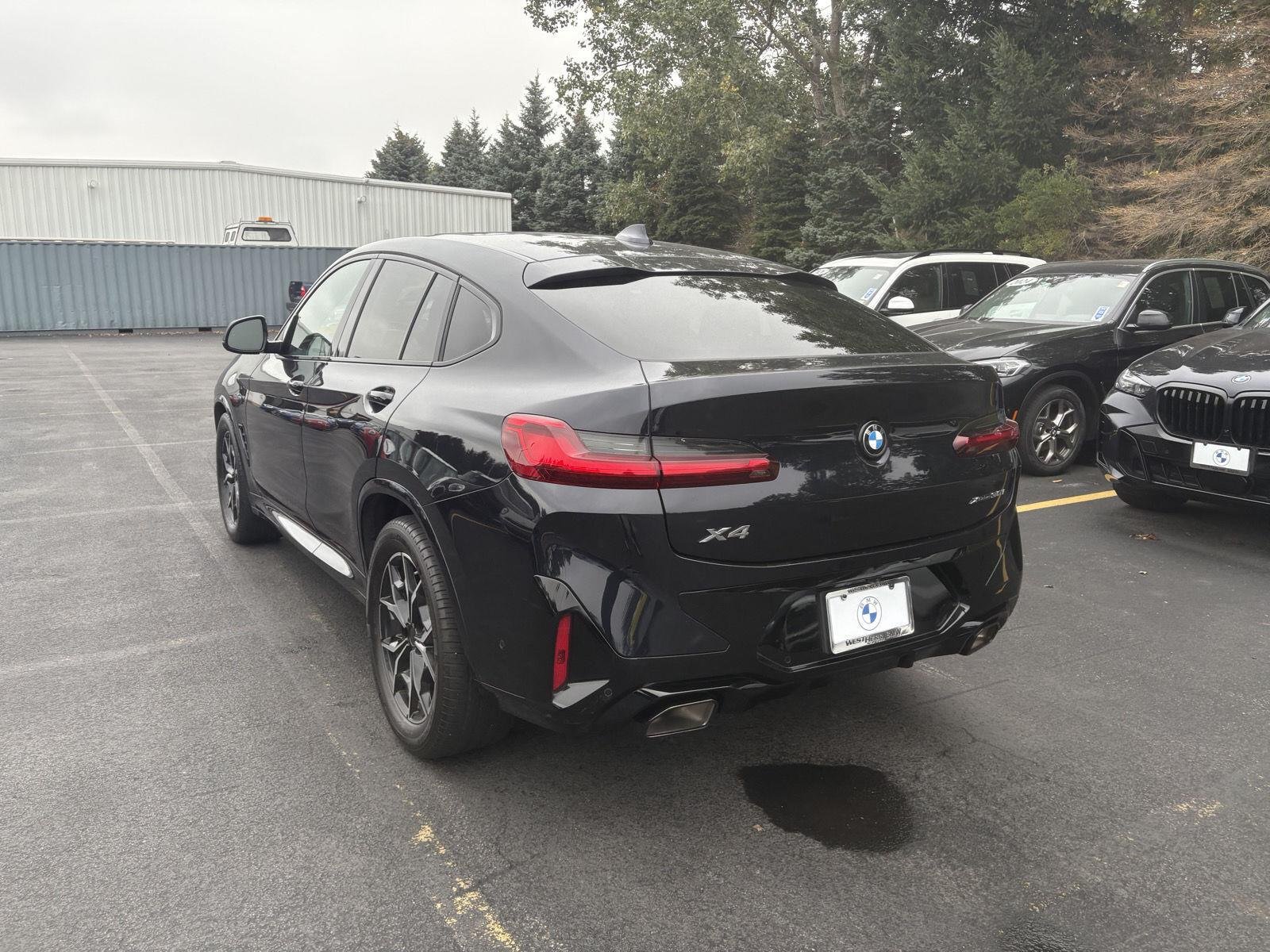 Used 2024 Carbon Black Metallic BMW xDrive30i image 7