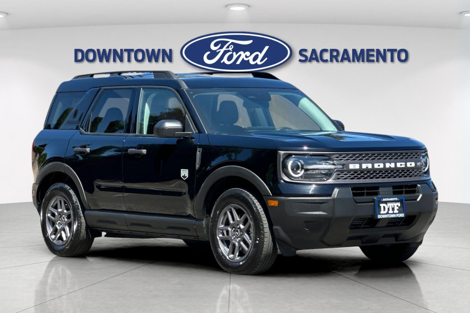 Certified Used 2025 Shadow Black Ford Big Bend image 11