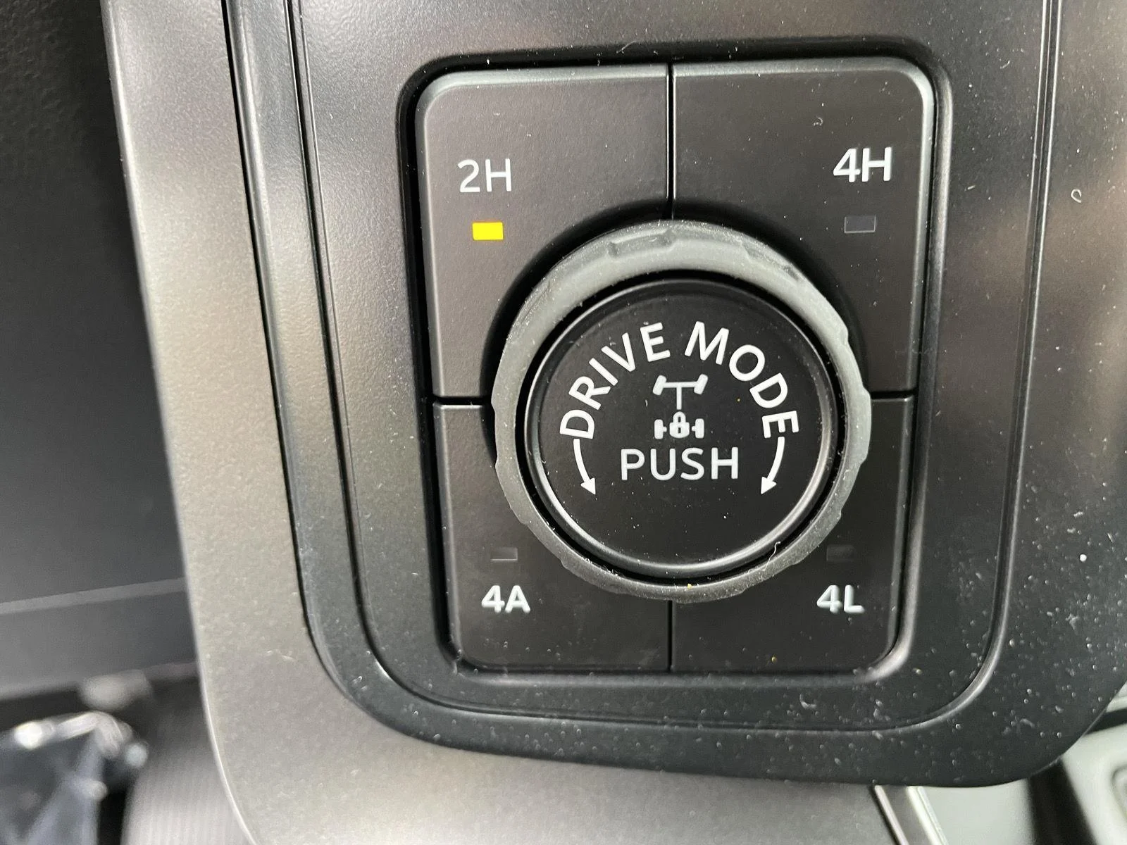 New 2026 Carbonized Gray Metallic Ford Tremor image 24