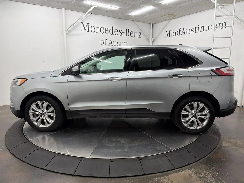 Used 2022 Silver Ford Titanium image 4