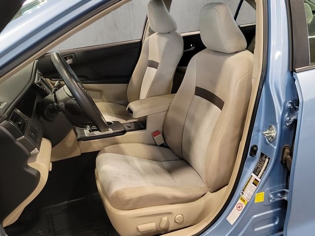 Used 2012 Clearwater Blue Toyota LE image 34
