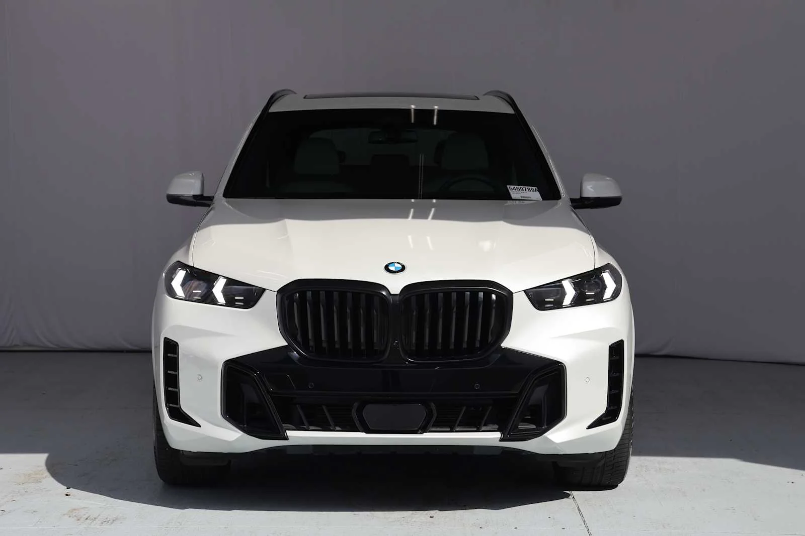 Certified Used 2026 Mineral White Metallic BMW xDrive40i image 2