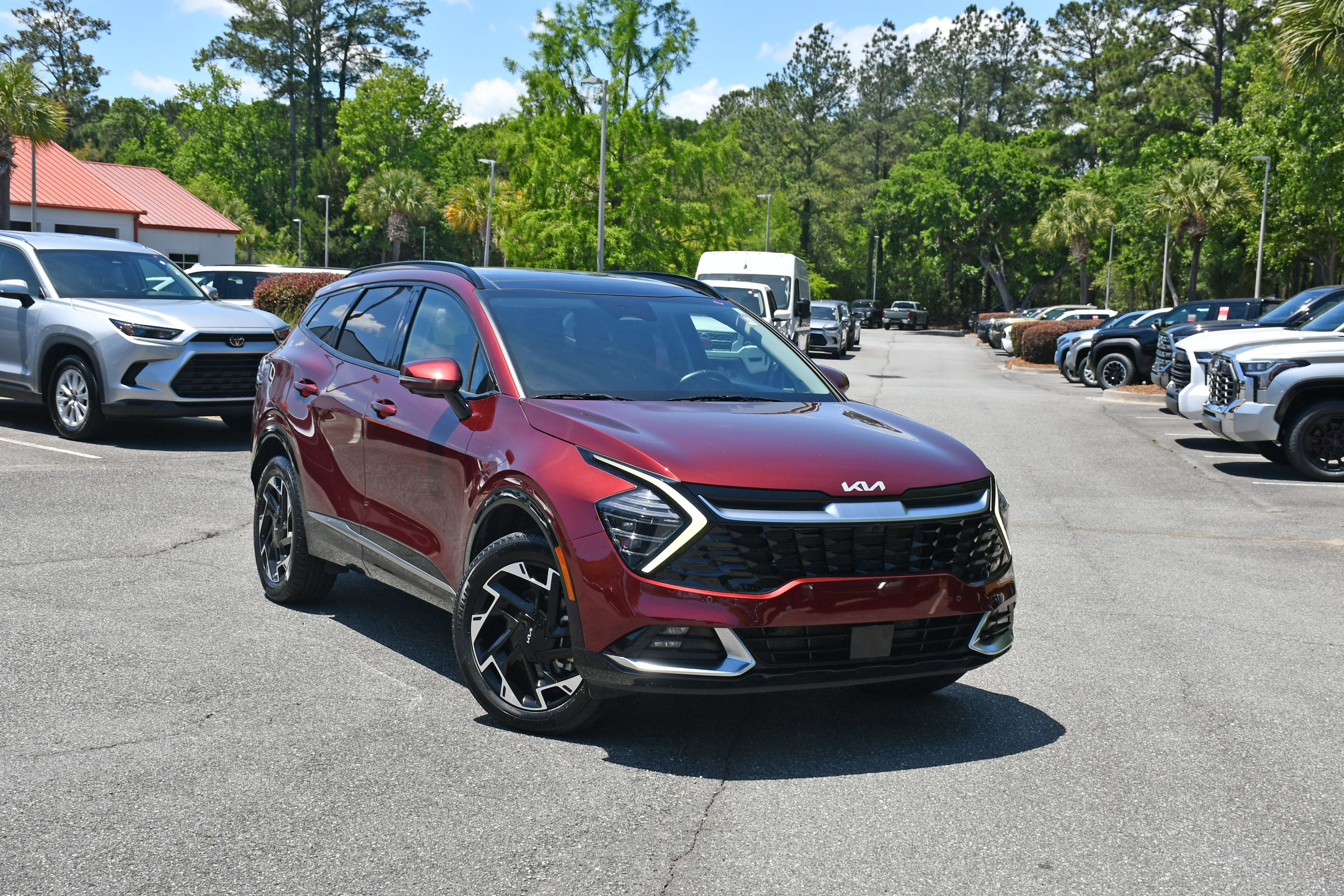 Used 2023 Red Kia SX-Prestige image 6