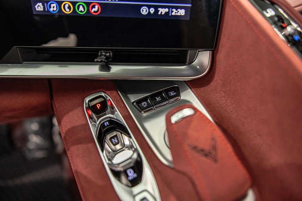Used 2022 Silver Chevrolet Stingray image 27