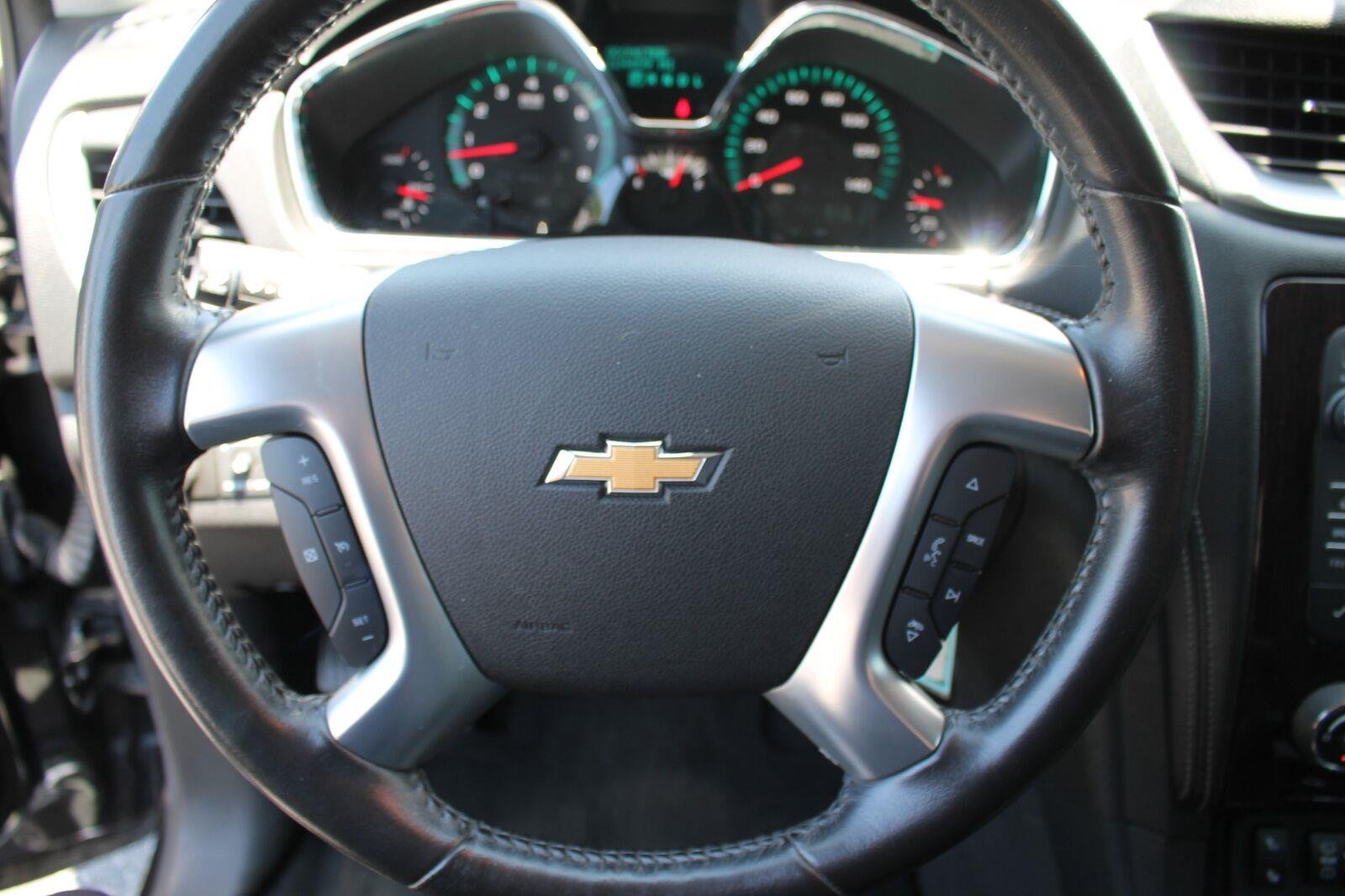 Used 2016 TUNGSTEN METALLIC Chevrolet LT image 15
