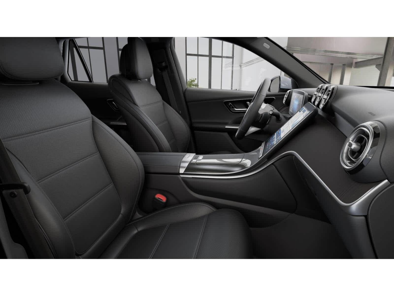 New 2026 Polar White Mercedes-Benz GLC 300 image 3