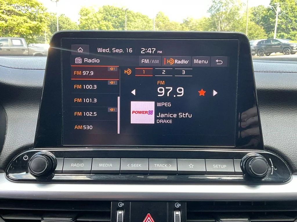 Used 2023 Gray Kia LXS image 19