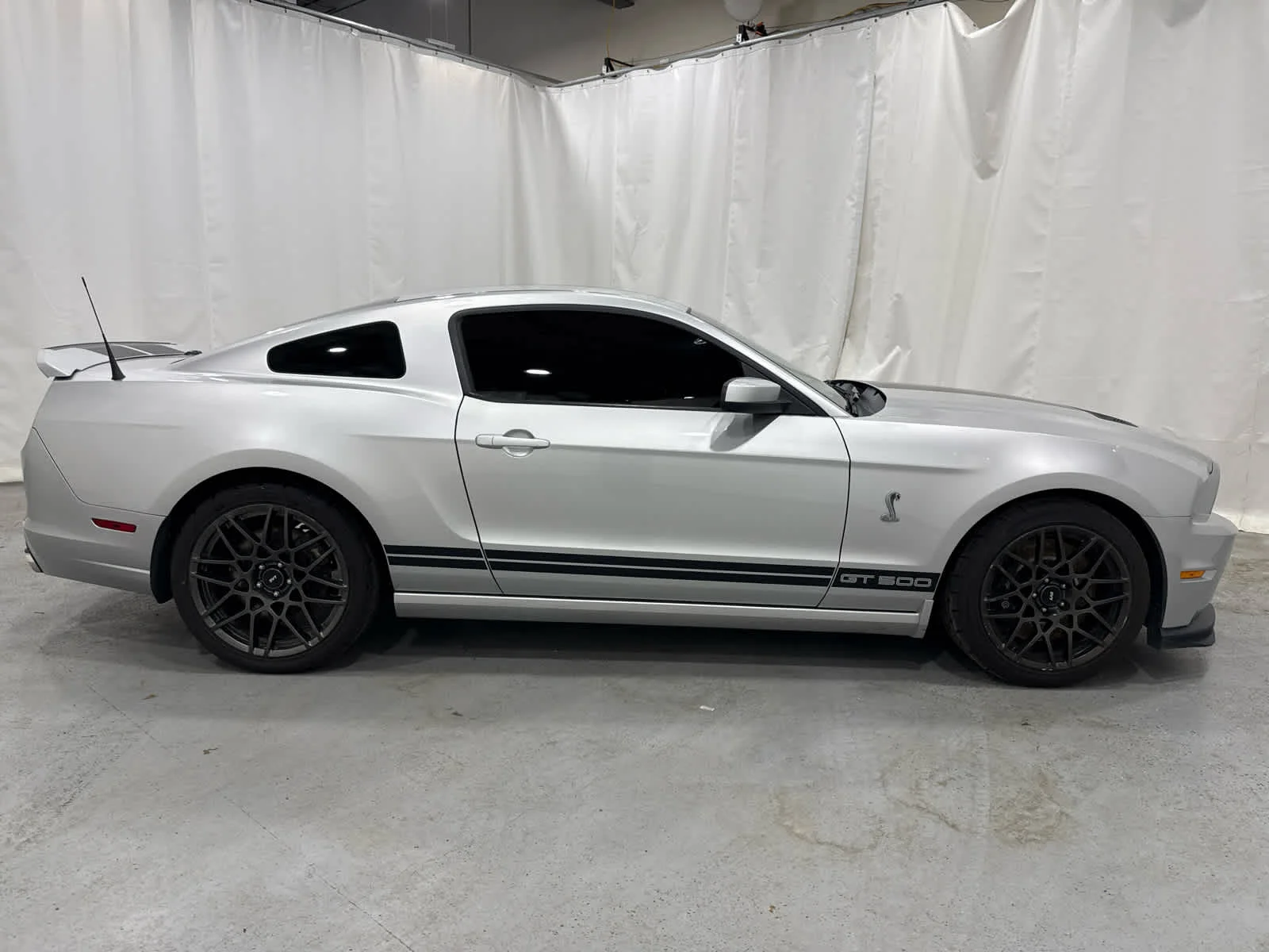 Used 2014 Silver Ford Shelby GT500 image 6