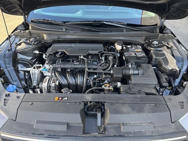 Certified Used 2025 Gray Kia LX image 32