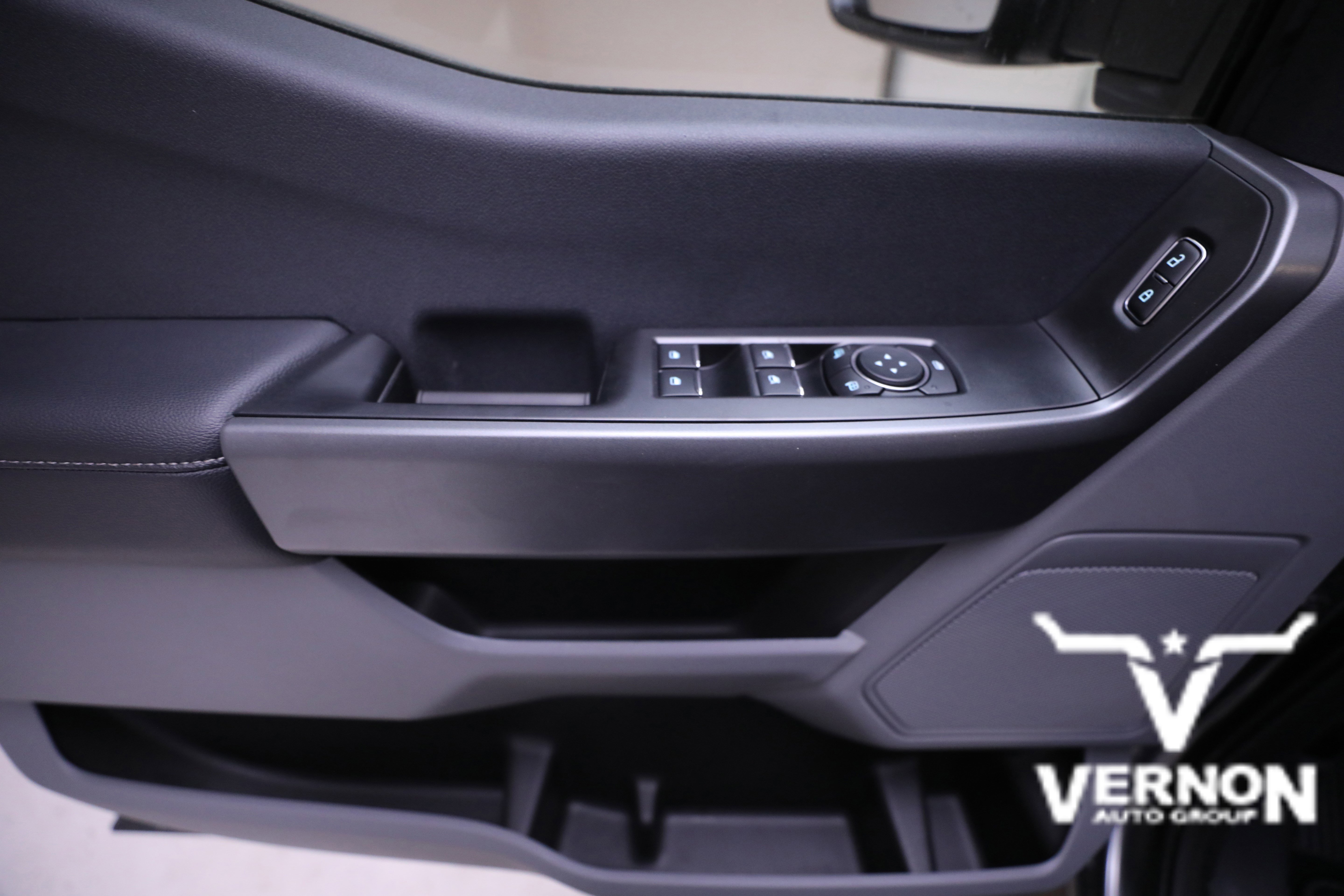 New 2026 Carbonized Gray Metallic Ford  image 18