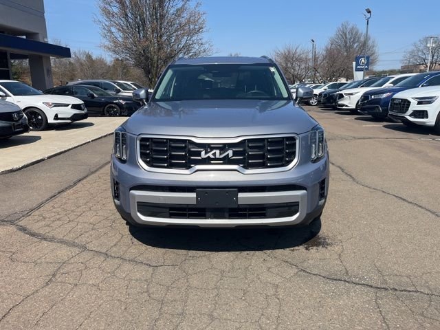 Used 2025 Silver Kia S image 29