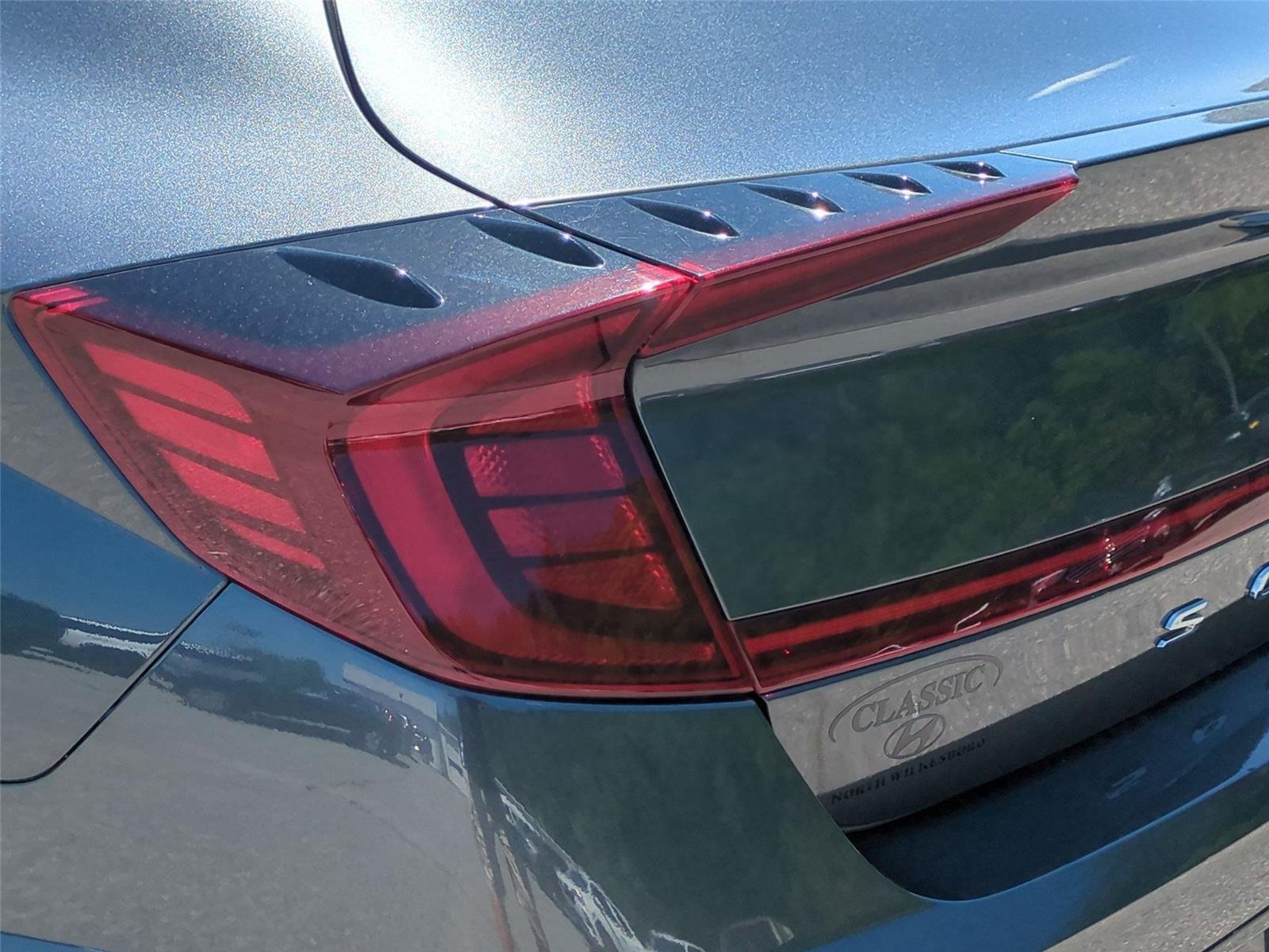 Used 2022 Portofino Gray Hyundai SEL image 12
