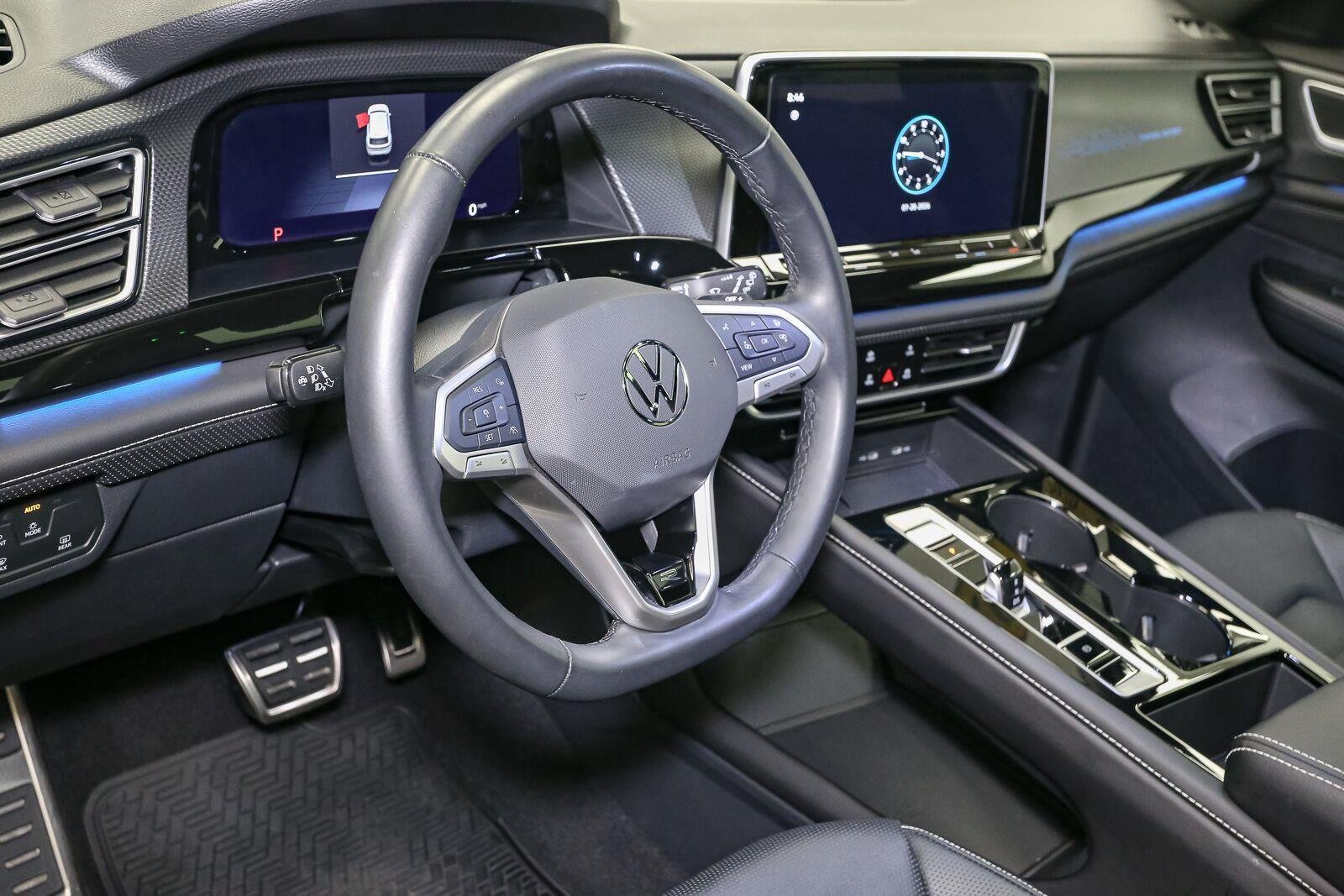 Used 2026 Deep Black Pearl Volkswagen 2.0T SEL R-Line Black image 29