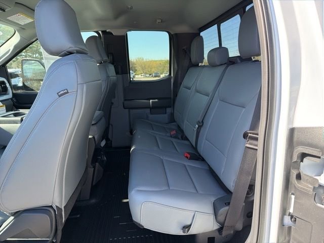 New 2026 Oxford White Ford F-350® XL image 15