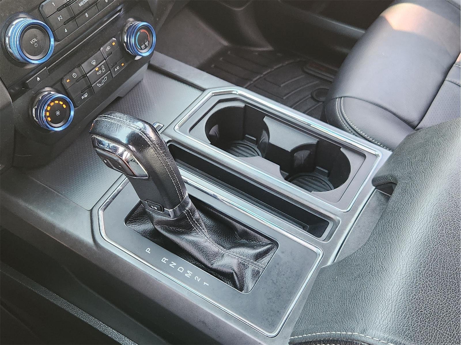 Used 2015  Ford XL image 18