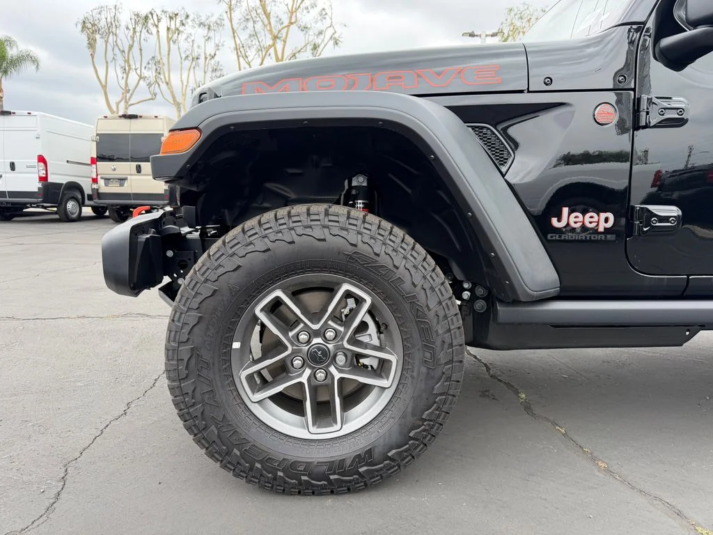 New 2026 Black Clear-Coat Exterior Paint Jeep Mojave image 9