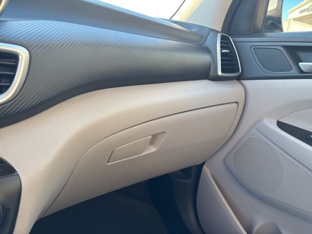Certified Used 2021 White Hyundai Value image 47