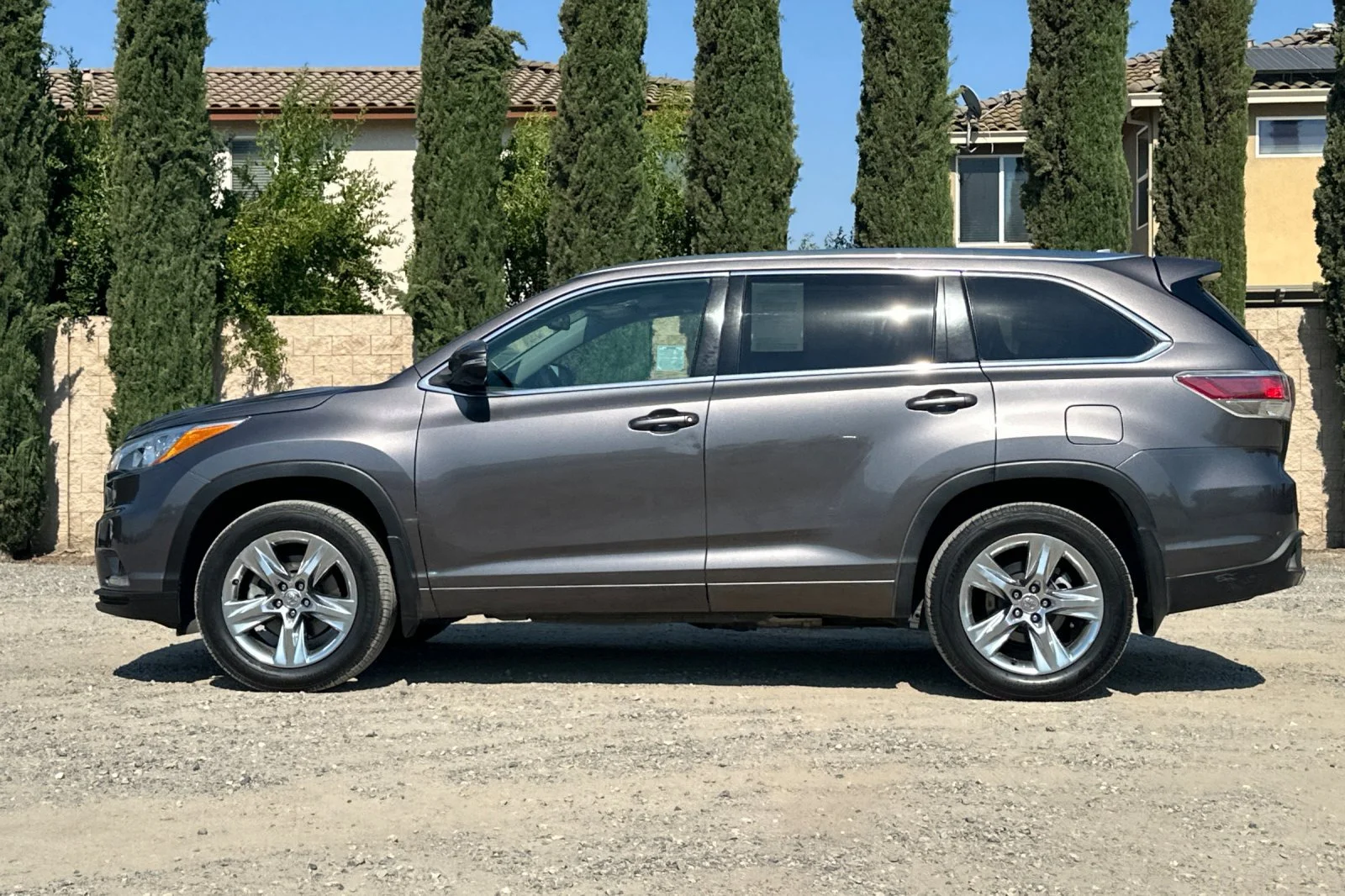 Used 2015 Predawn Gray Mica Toyota Limited image 7
