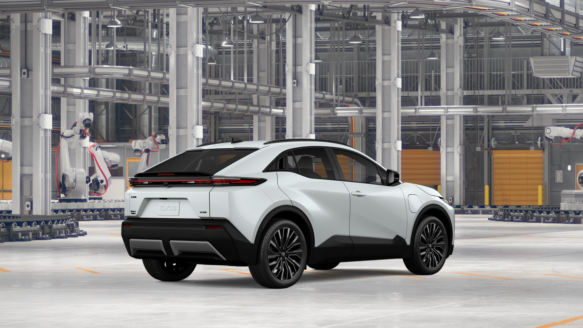 New 2027 Wind Chill Pearl Toyota XSE image 10