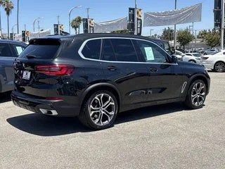 Used 2023 Black BMW xDrive40i image 3