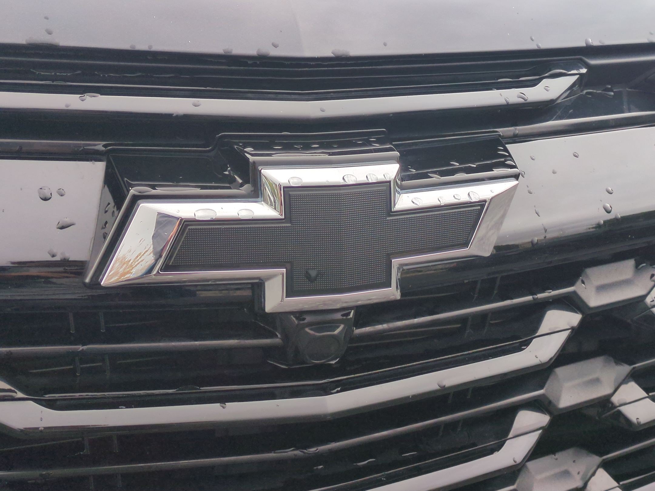 Certified Used 2025 Mosaic Black Metallic Chevrolet LT image 13