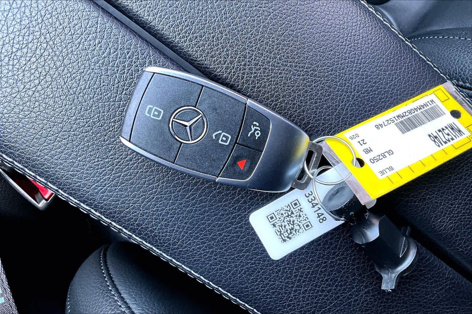Used 2021 Galaxy Blue Metallic Mercedes-Benz GLB 250 image 15
