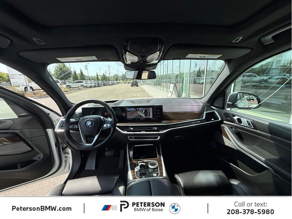Used 2024 White BMW xDrive50e image 22