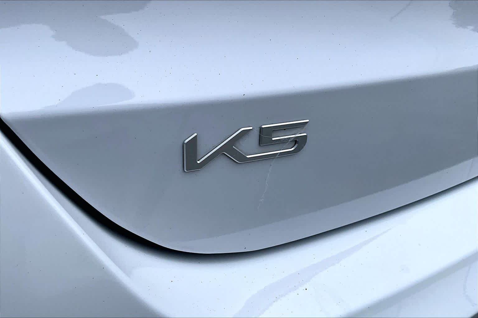 Certified Used 2024 Glacial White Pearl Kia GT-Line image 10