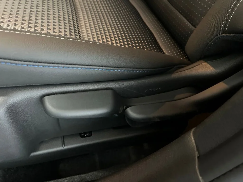 New 2026 Mosaic Black Metallic Chevrolet LT image 19