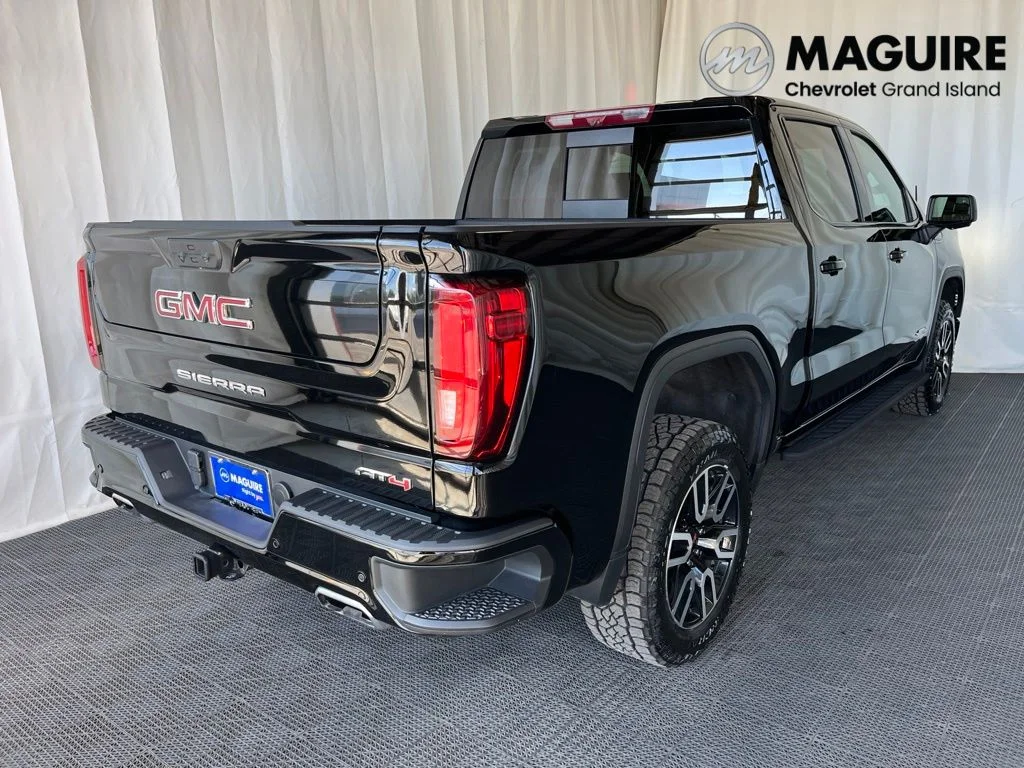 Used 2024 Black GMC AT4 image 28