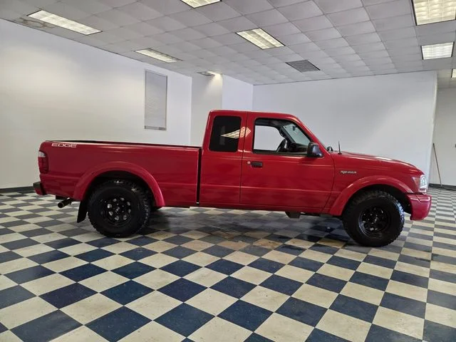 Used 2004 Red Ford Edge image 7