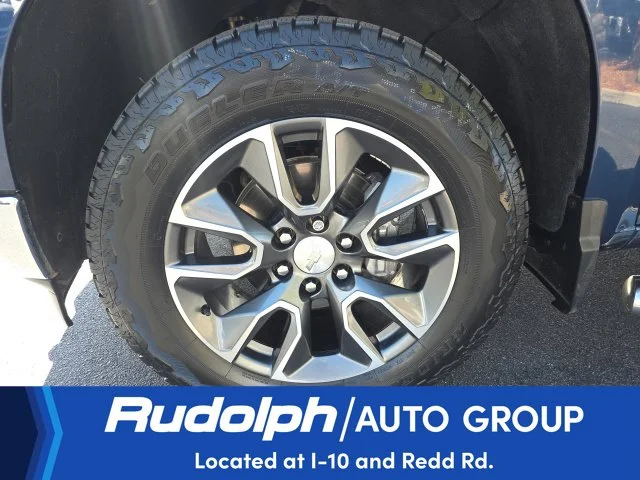 Used 2022 Blue Chevrolet LT image 23