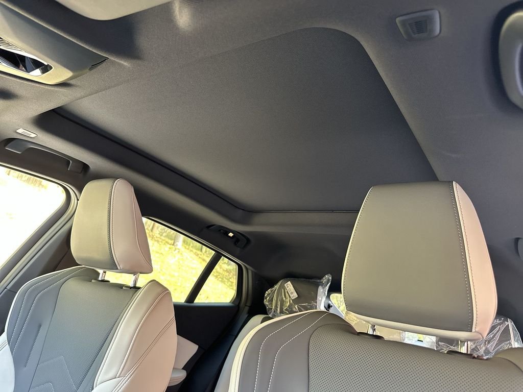 Used 2026 Gray BMW xDrive28i image 25