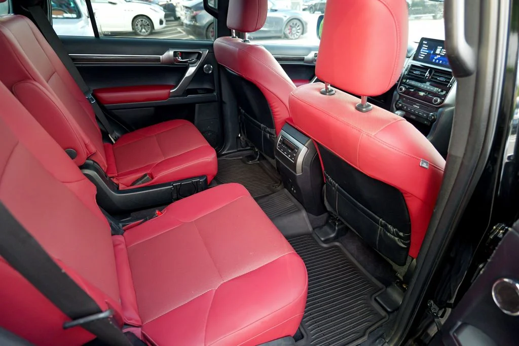 Used 2023 Onyx Black Lexus 460 image 32