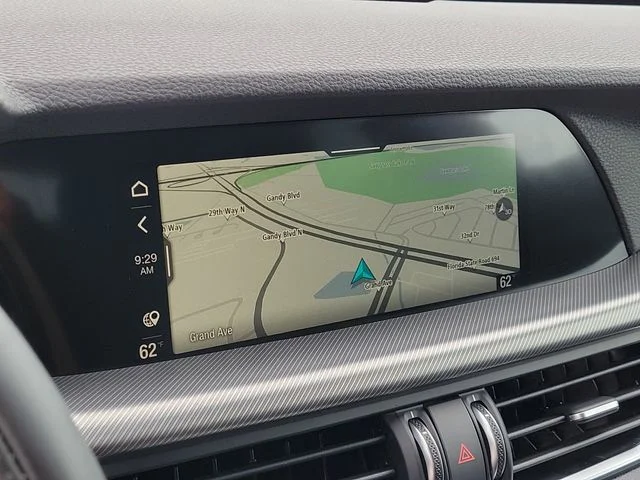 2025 Alfa Romeo Stelvio Base - Photo 25