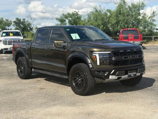 Used 2025 Green Ford Raptor image 3